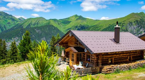GRUPPENCHALETS 3 gasteinerhuette-aussen-01