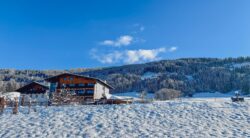 Exklusives Gruppenhaus in Tirol mit Panoramapool
