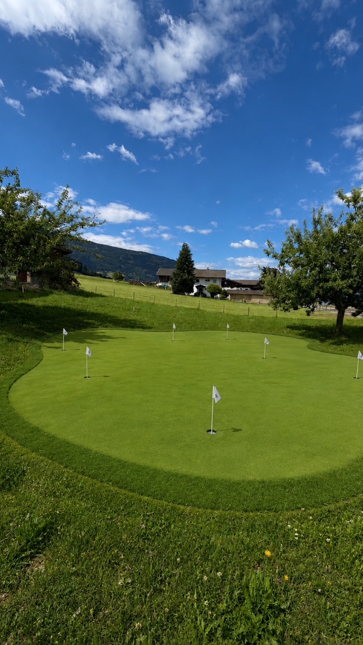 Exklusives Gruppenhaus in Tirol mit Panoramapool